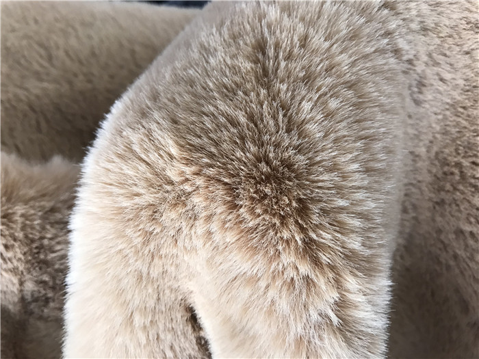 800g/m faux rabbit fur fabric